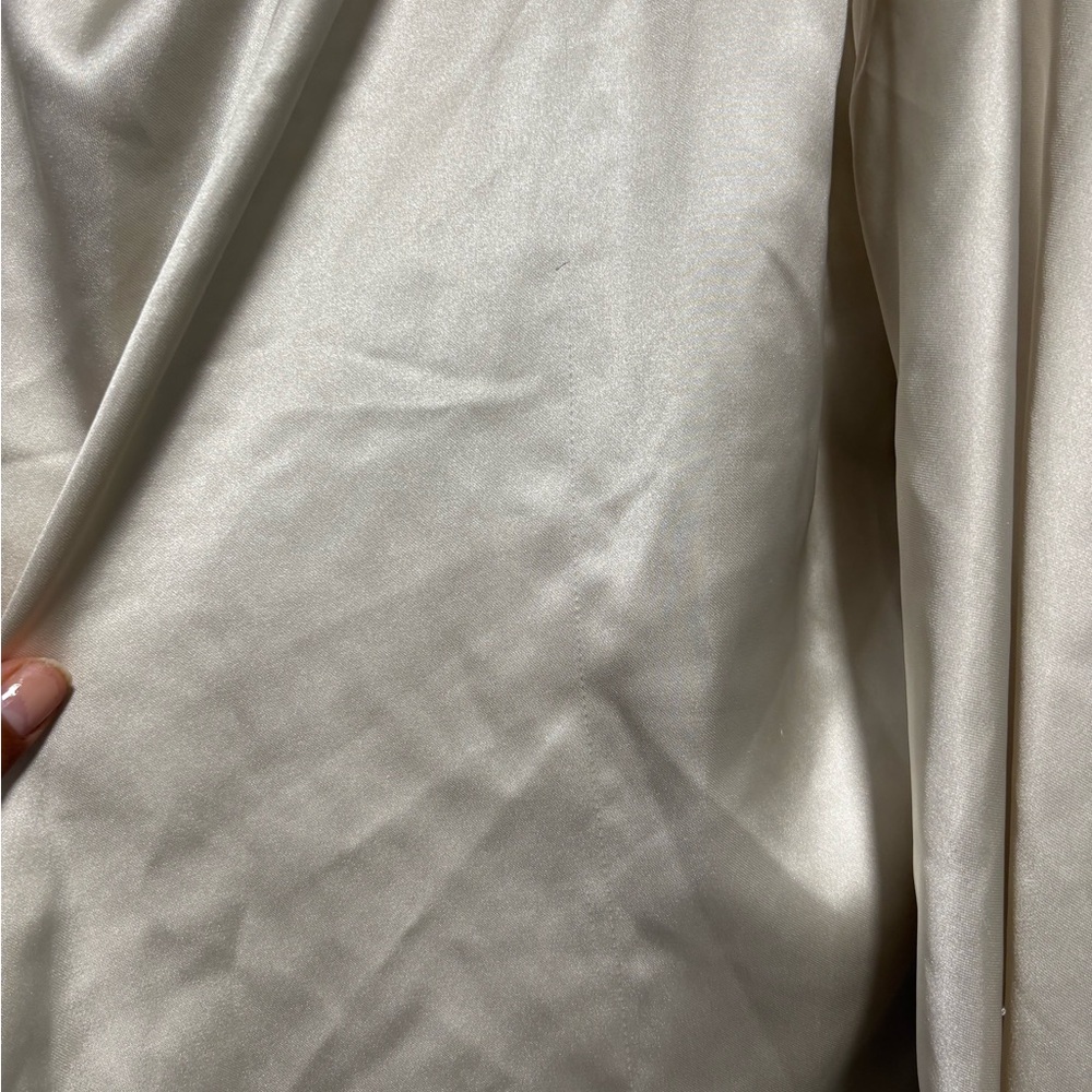 Line + Dot Hunnie‎ Blouse - Picture 8 of 12